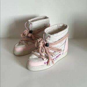 Inuikii Kids Pink and White Boots